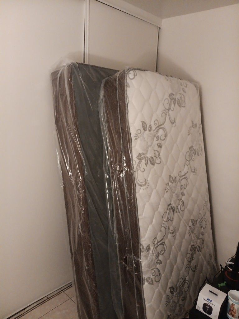 Twin Mattress And Box Spring