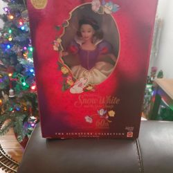 Disney Snow White and Seven Dwarths Dolls