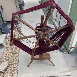 Vintage/Antique Wooden Spindle