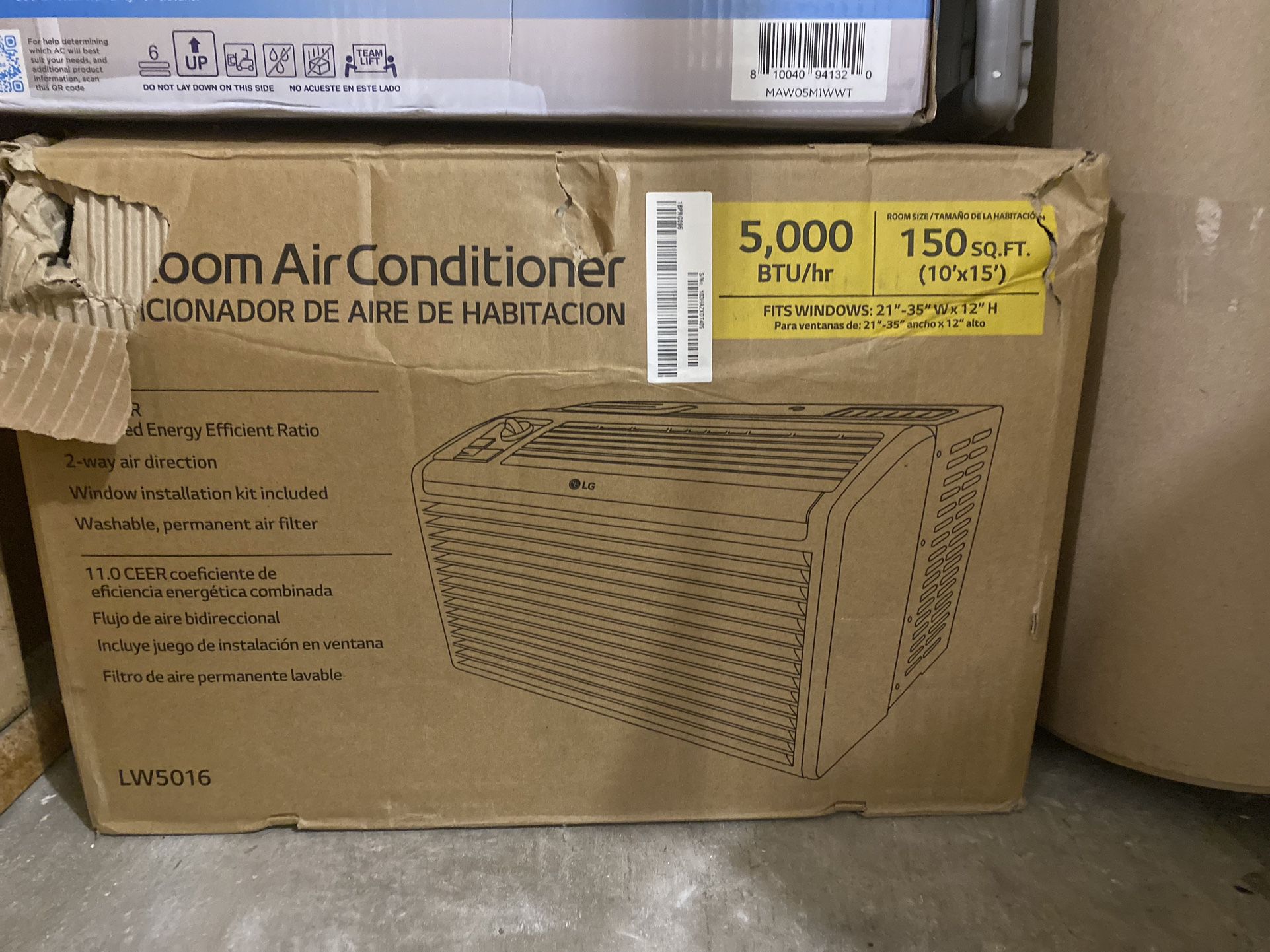 5000 BTU AIR CONDITIONER, White, Gently Used
