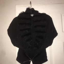 Jackets ,vest And Sweaters $3