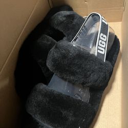 Ugg sandal