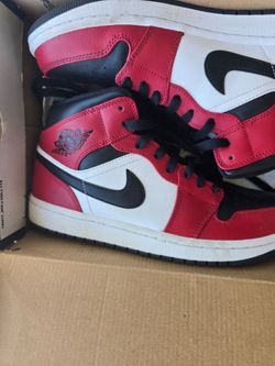Jordan 1 mid chi
