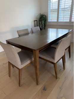 Dining Room Table- FREE