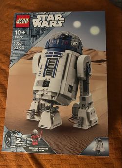 R2D2 75379 Lego set