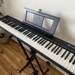 Brand New Starfavor Piano Keyboard 