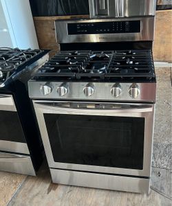 Samsung stainless steel propane gas stove : todo le funciona perfecto