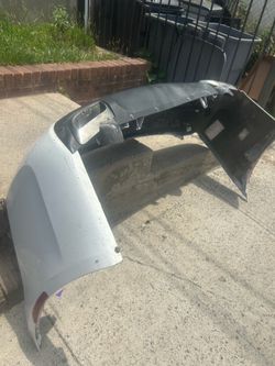 2018 Chrysler 300 back bumper