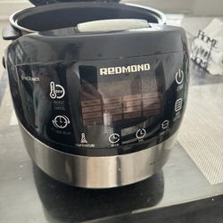 Redmond Multicooker