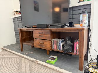 Free wooden TV stand/cabinet