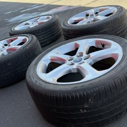 Tires and rims    235/45R18/94V