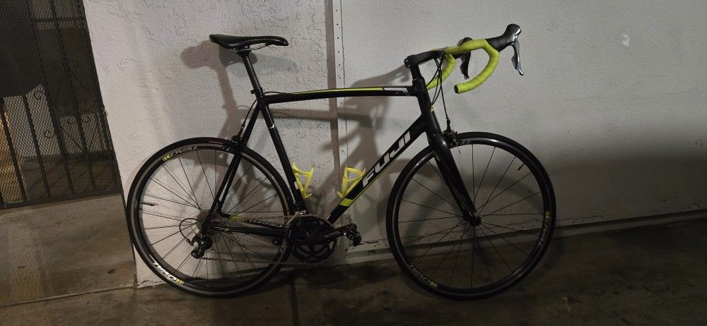 Fuji Roubaix 3.0 for Sale in Lynwood, CA - OfferUp