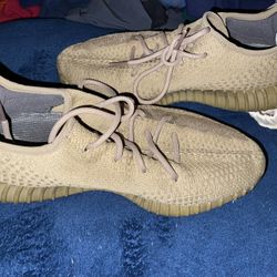 Yeezy Boost 350 V2 Earth