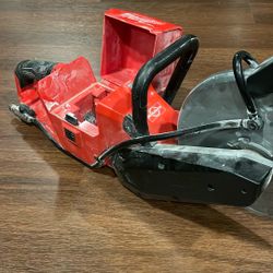 Milwaukee M18 Concrete/Metal Cut off Machine