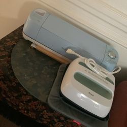 Cricut Machine & Iron Press 