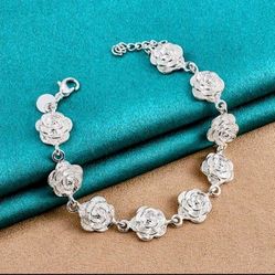 Sterling Silver Floral Shaped Bracelet 