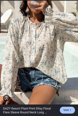 DAZY Floral Flare Sleeve Blouse - XL