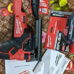 MILWAUKEE M18 FUEL 18-VOLT LITHIUM ION   BRUSHLESS CORDLESS  BARREL GRIP JIG-SAW 
WITH HIGH OUTPUT 3.0AH BATTERY 