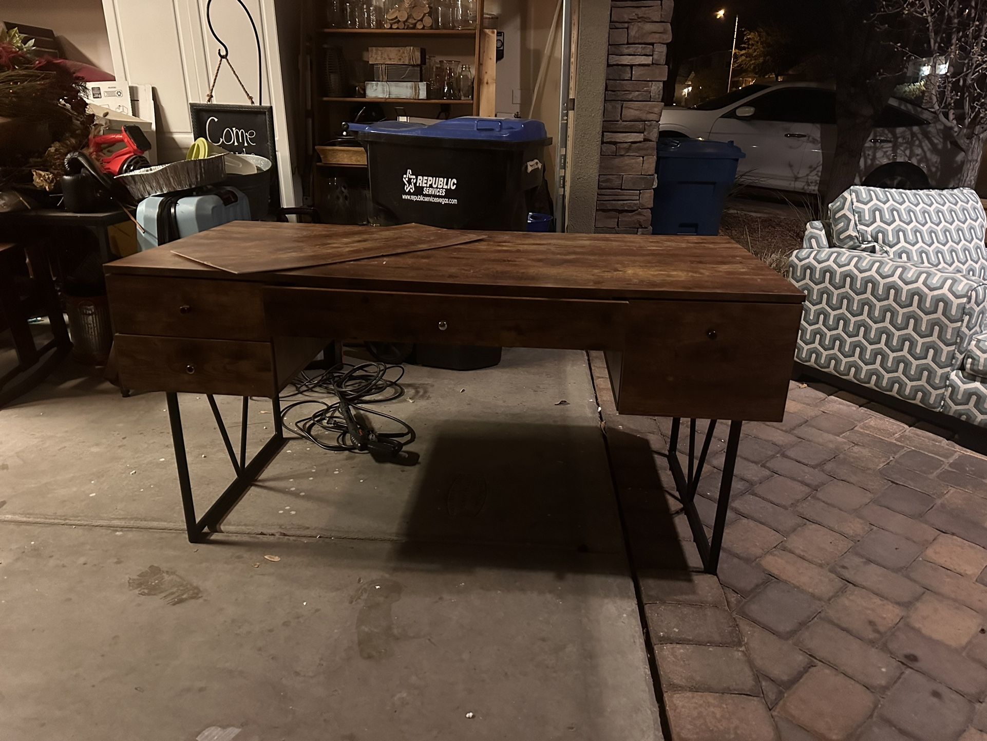 Office Desk