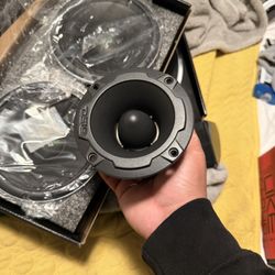 DS18 PRO-TWX4 4.5" Super Bullet Tweeter with 1.75" Titanium Voice Coil - 4-Ohm, 560 Watts