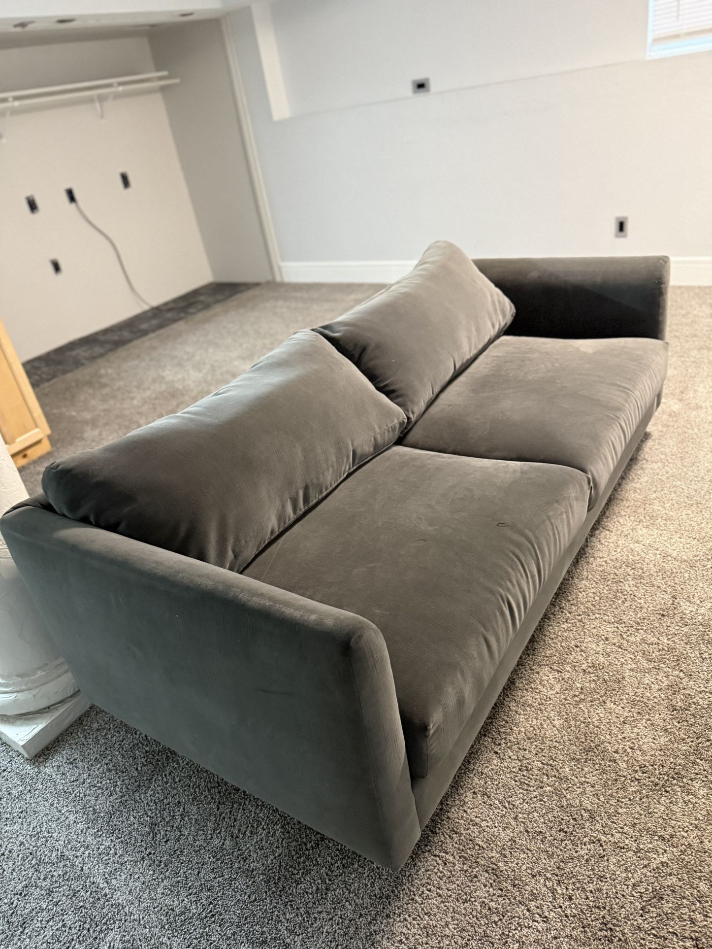 FREE COUCH