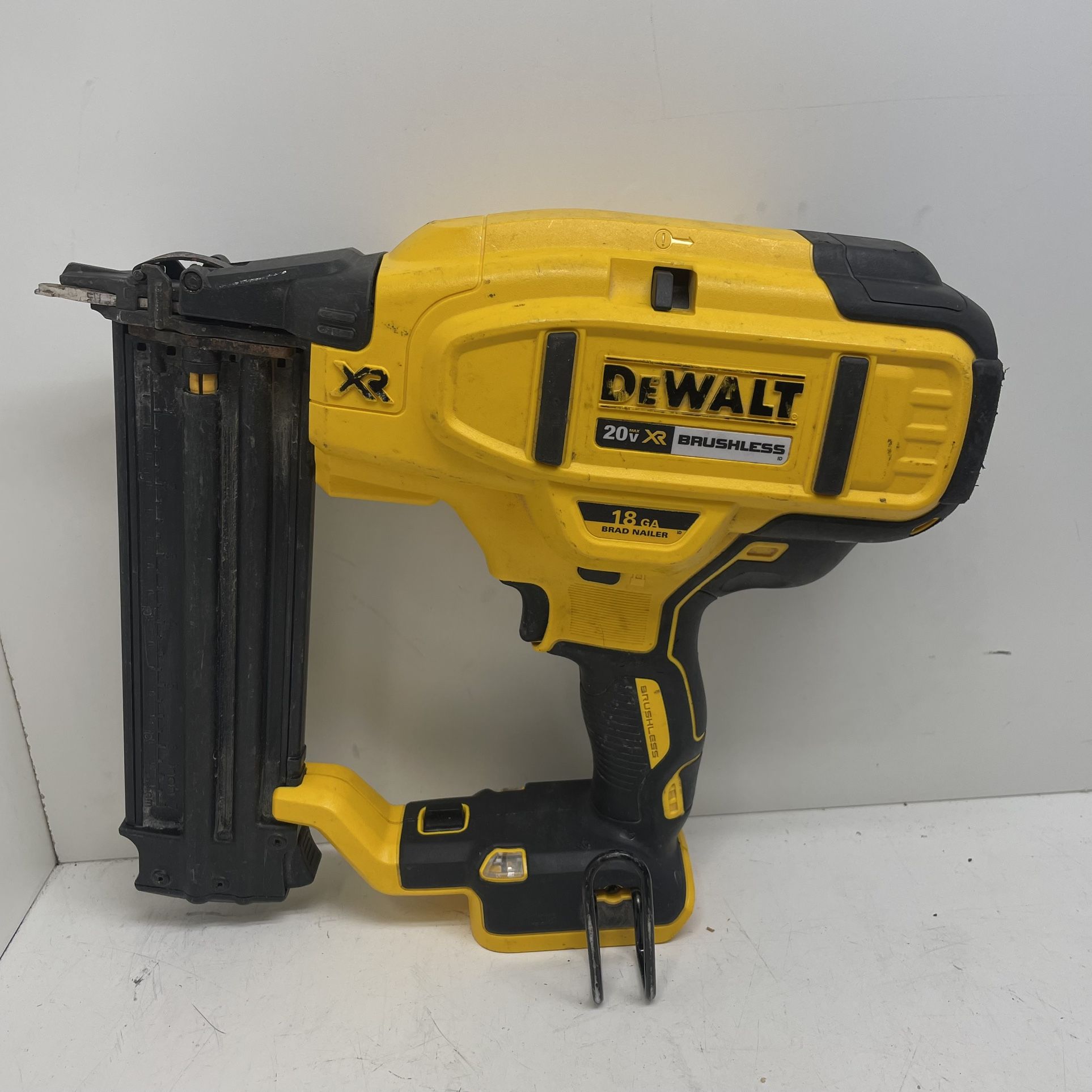 Dewalt 20v Brushless Brad Nailer 192253/13