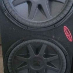2 15" Kicker CVX $500/Amplifiers/Radios/ Text For Price 