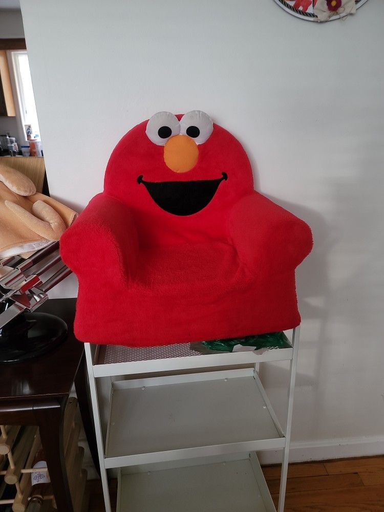 Elmo Chair