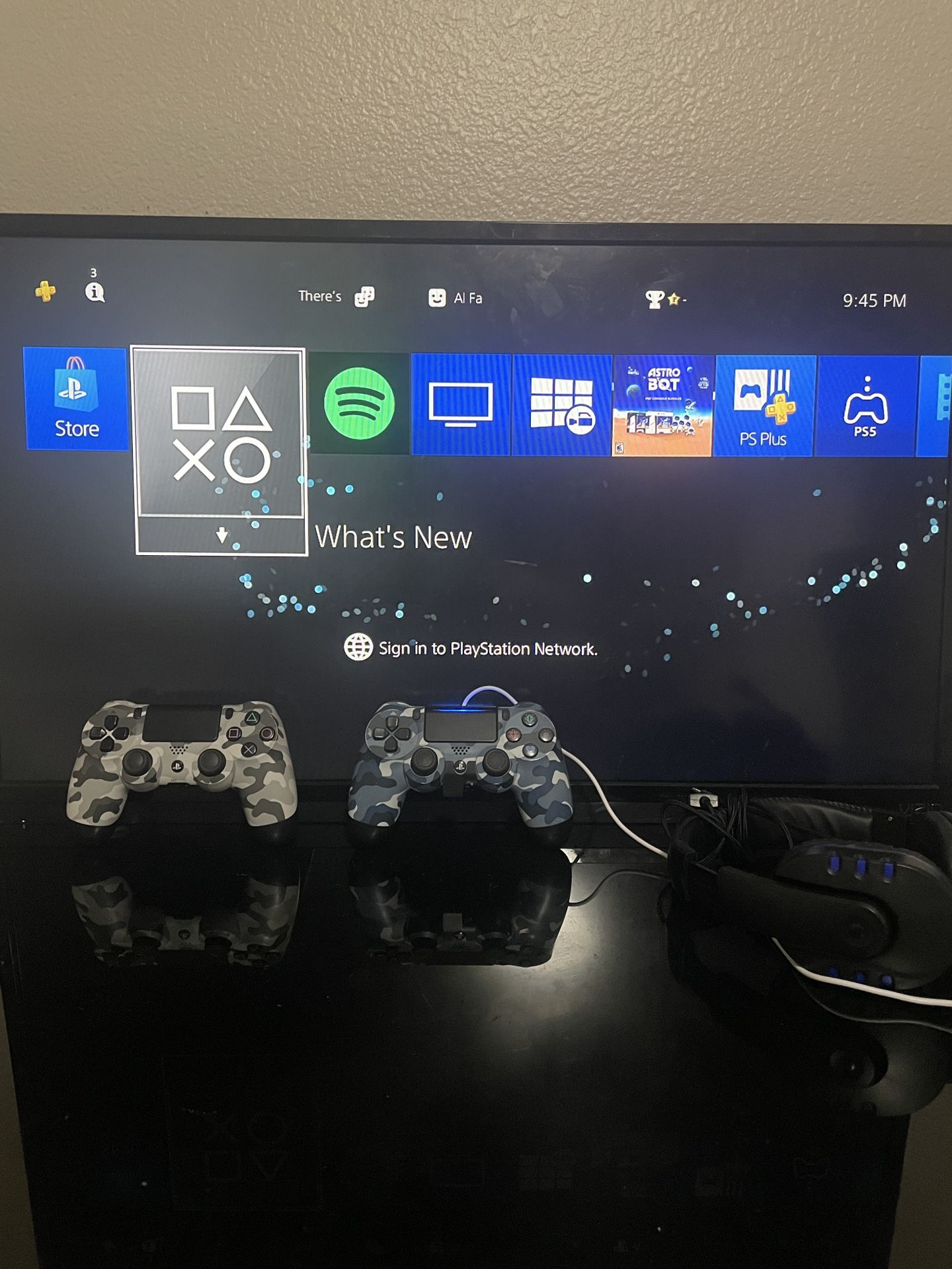 PS4