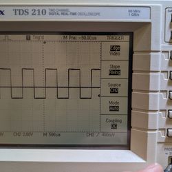 Tektronix TDS 210 oscilloscope