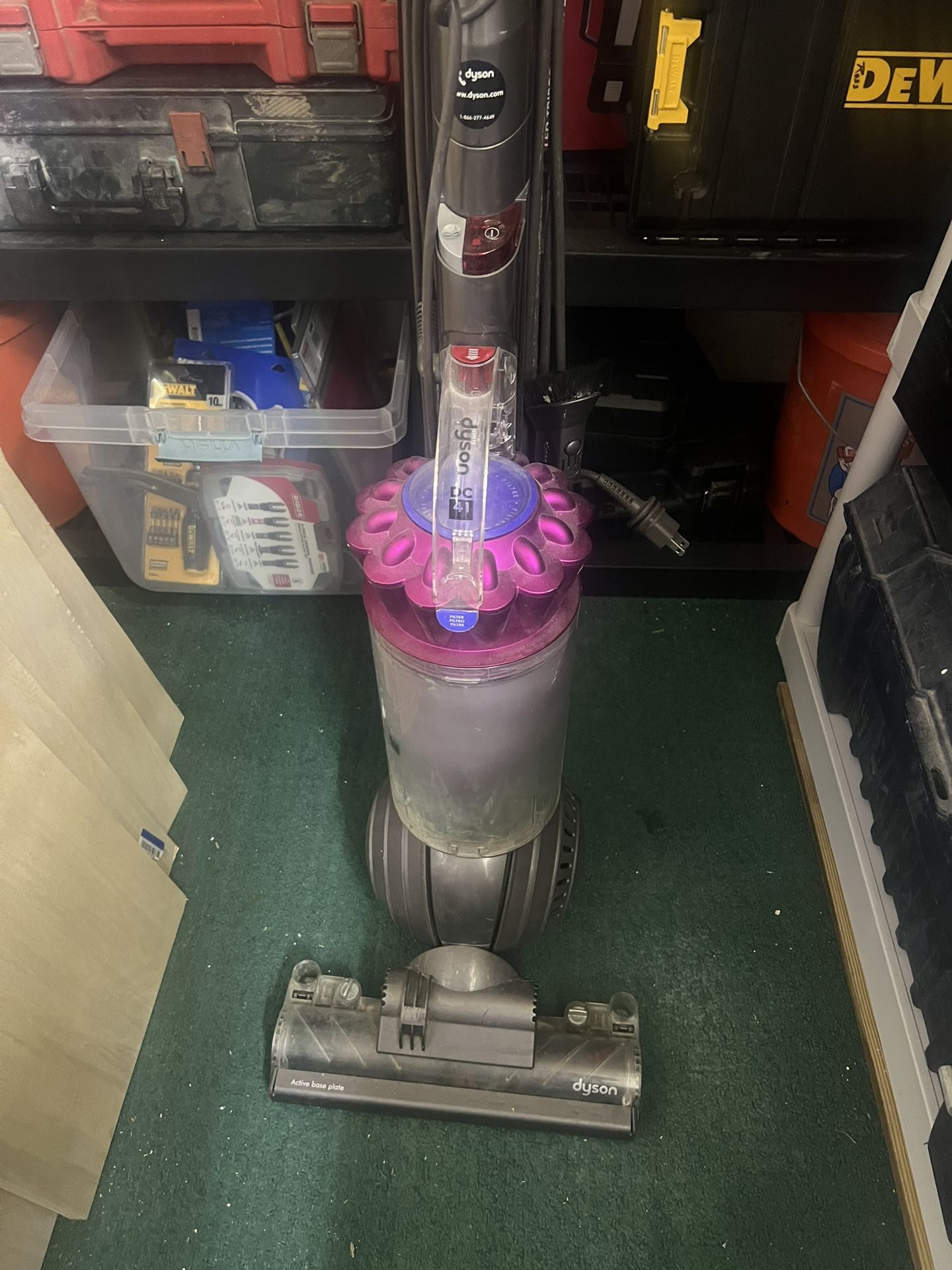 Dyson Vacuum Cleaner, Upright Corded