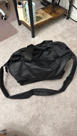 Gym duffle bag - upper brand