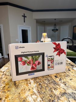 Uhale 10in Wifi Digital Photo Frame