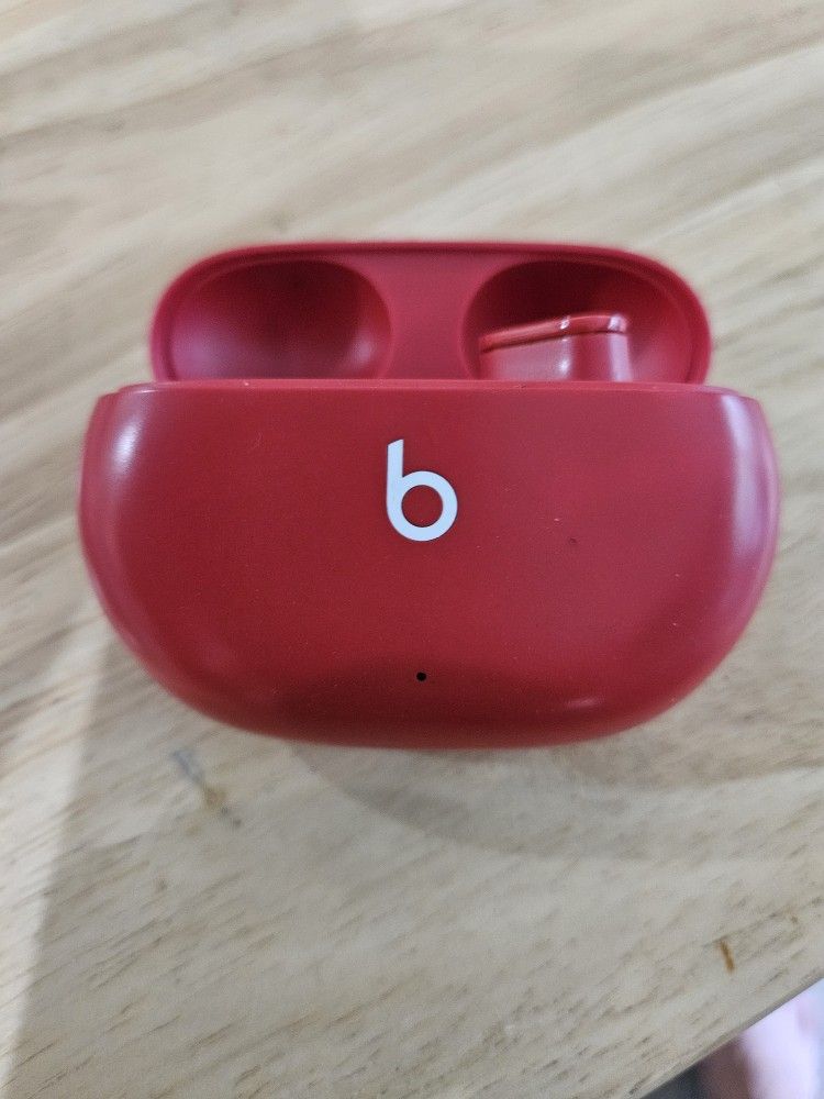 Beats Mini Headphones Case Charger