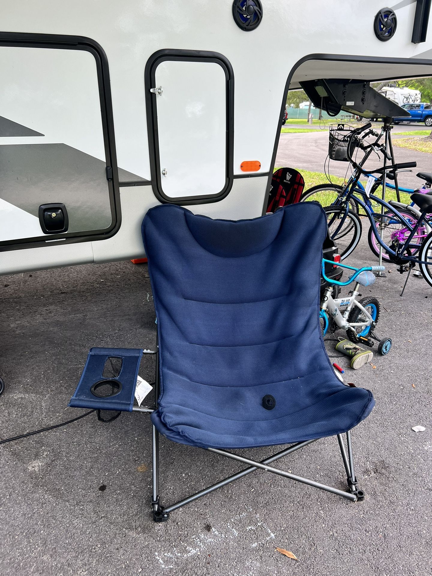 Ozark trail oversized cheap relax plush chair