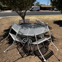Out Door Metal Table 