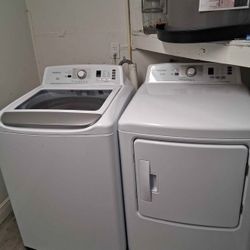 Washer And Dryer : Delivery Available 