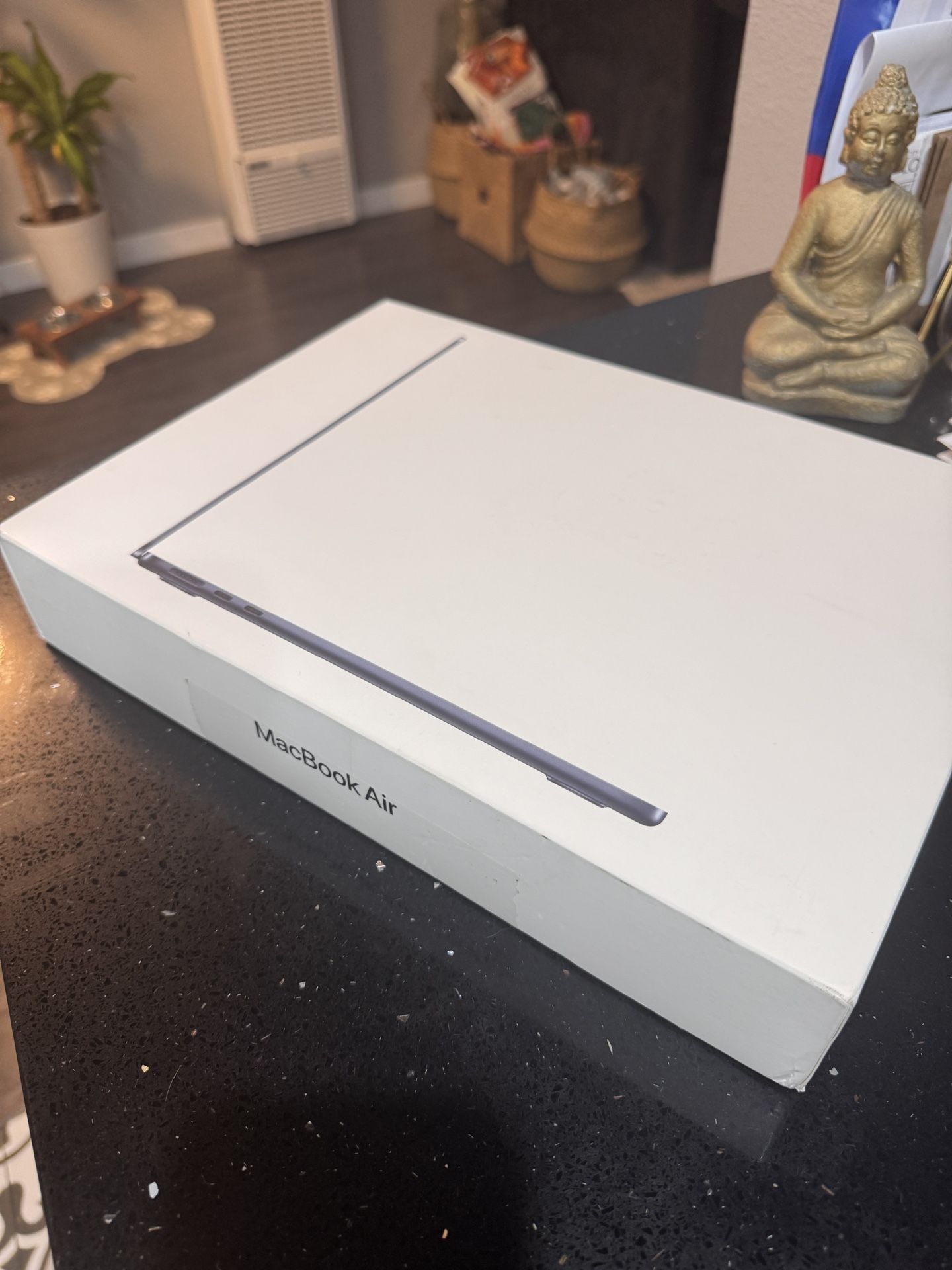 Apple MacBook Air 13-inch M4 Chip 2025 16GB RAM, 256GB SSD, Midnight