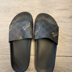 Gucci Slippers authentic