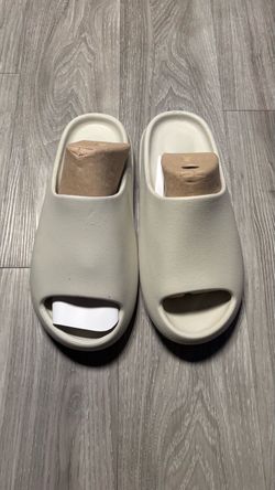 Yeezy Slides Cream YS-01 | Size 12