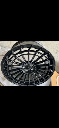 Mercedes 22” new Maybach style rims tires set