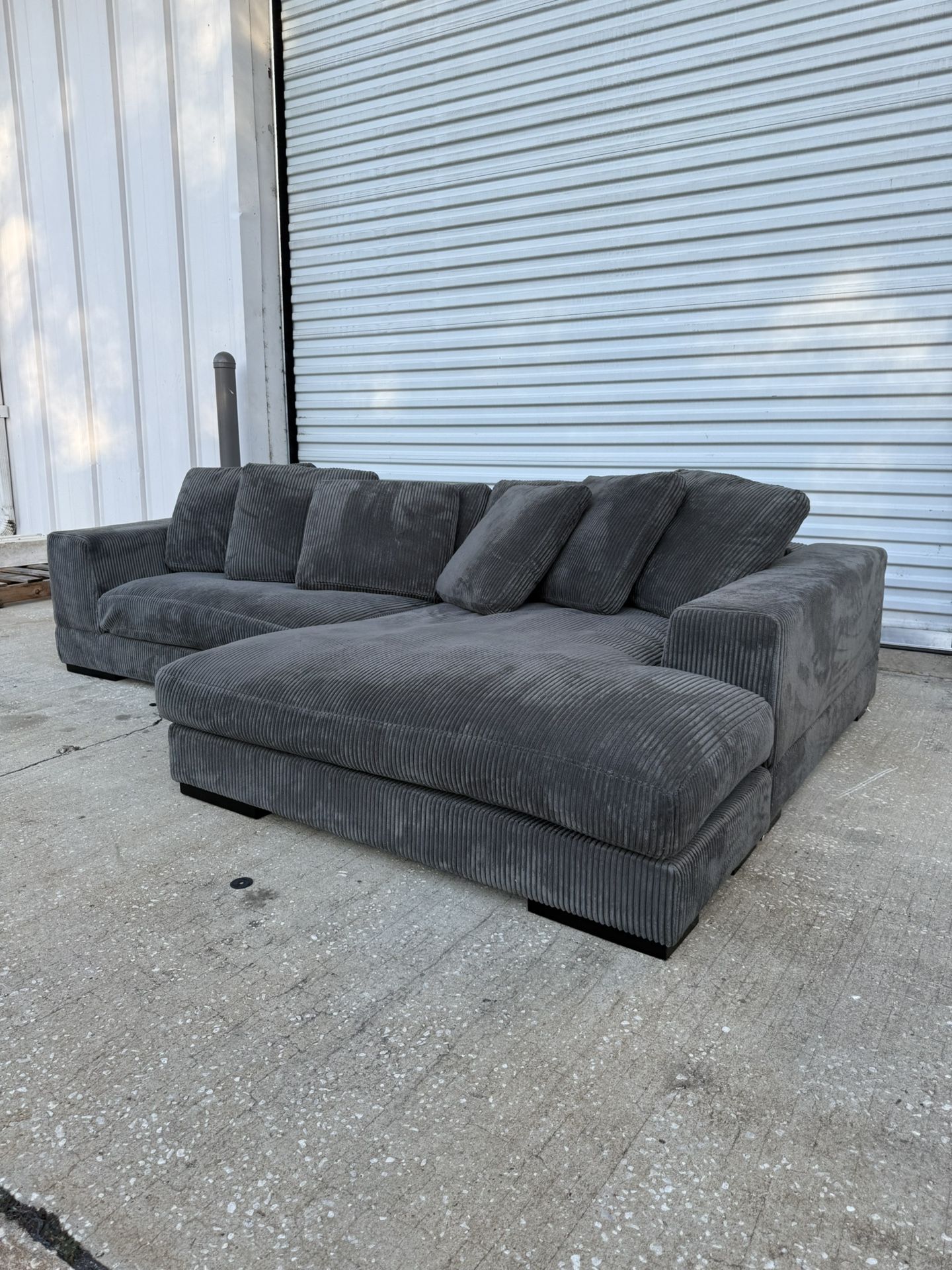 Gray Sectional Couch With Reversible Chaise