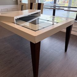 Dining Table & Chairs