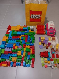 Legos Toys / Duplo Legos (baby/toddler toys)