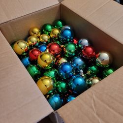 100+ Plastic Christmas Ornaments