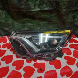2016-18 Toyota Rav4 Left Headlight Regular 