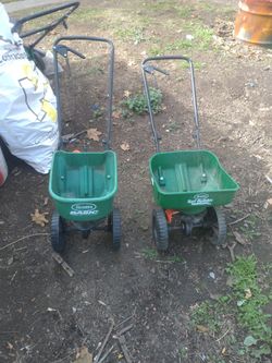 Scotts Broadcast Spreaders