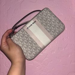 Michael Kors Wrist Wallet