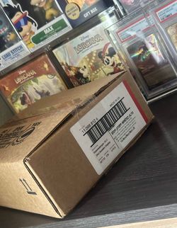 Disney Lorcana Whispers in the well booster box case