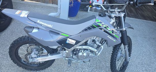 Dirt bike